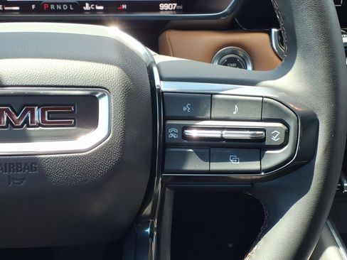 Certified 2024 GMC Canyon AT4 w/ Technology Package AWD/4WD image 17