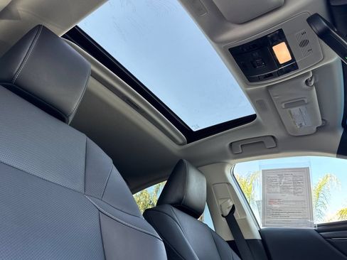 Certified 2024 Lexus ES 350 w/ Premium Package FWD image 19