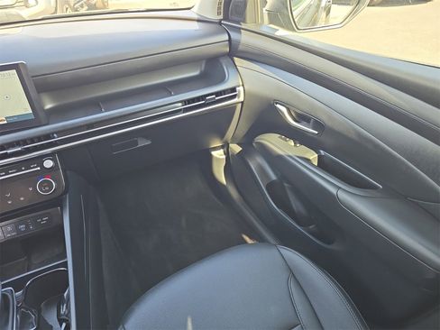 Used 2025 Hyundai Tucson SEL image 11