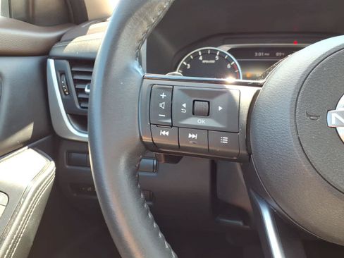 Used 2023 Nissan Rogue SV w/ SV Premium B Package AWD/4WD image 22