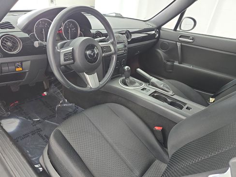 Used 2007 MAZDA MX-5 Miata Sport w/ Appearance Pkg image 12