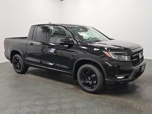 New 2026 Honda Ridgeline Black Edition image 2