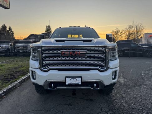Used 2020 GMC Sierra 3500 Denali w/ Denali Ultimate Package image 8