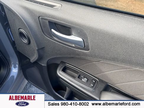 Used 2023 Dodge Charger R/T w/ Blacktop Package image 30