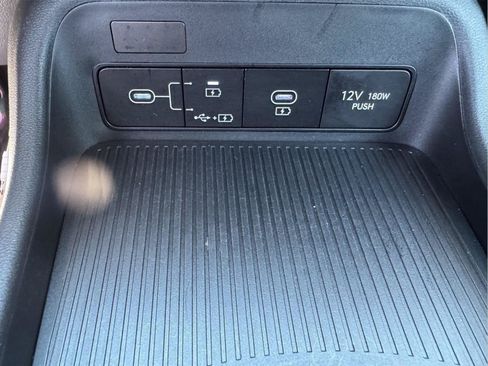 Used 2024 Hyundai Kona SEL AWD/4WD image 20