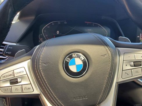 Used 2020 BMW X7 xDrive40i w/ Cold Weather Package AWD/4WD image 22