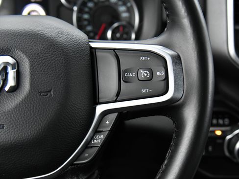 Used 2024 RAM 2500 Big Horn w/ Night Edition AWD/4WD image 35
