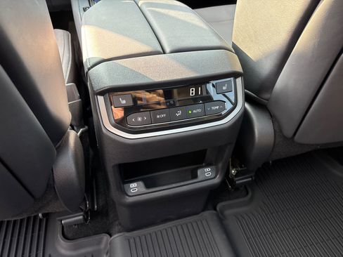 Used 2024 Lexus TX 350 AWD w/ Technology Package image 32