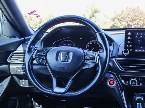 Used 2019 Honda Accord Sport image 15