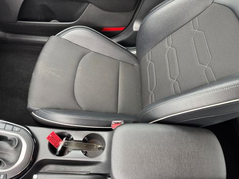 Used 2023 Kia Forte GT-Line image 14