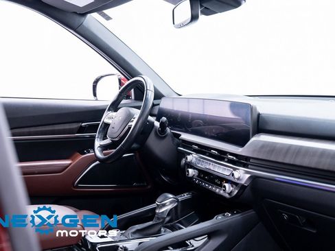 Used 2024 Kia Telluride SX image 54