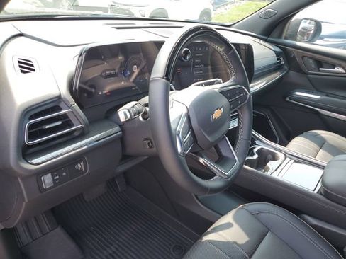 New 2026 Chevrolet Traverse High Country w/ LPO, Floor Liner Package FWD image 21