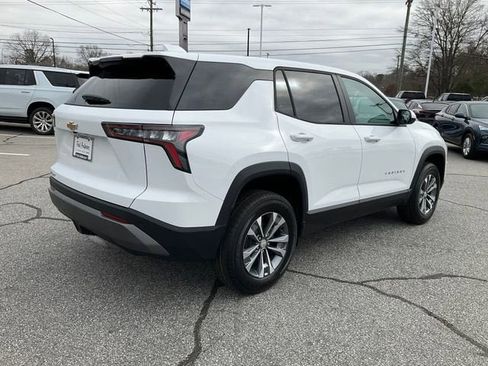 New 2026 Chevrolet Equinox LT w/ Convenience Package II image 22