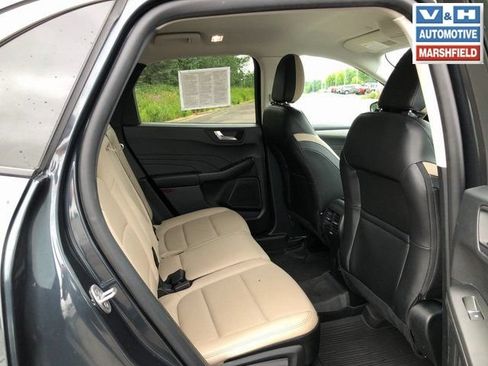 Used 2022 Ford Escape SEL AWD/4WD image 21