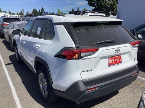 Certified 2025 Toyota RAV4 XLE AWD/4WD image 3