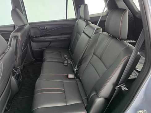 Used 2023 Honda Passport TrailSport image 17
