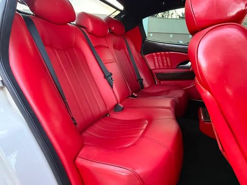 Used 2011 Maserati Quattroporte RWD image 20