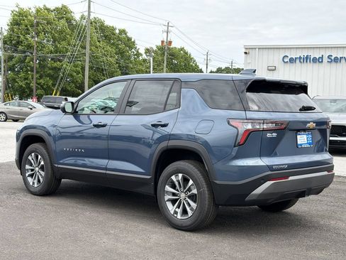 New 2026 Chevrolet Equinox LT w/ Convenience Package II FWD image 20