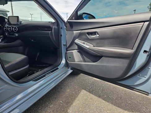 Used 2024 Nissan Sentra SR w/ SR Premium Package FWD image 12