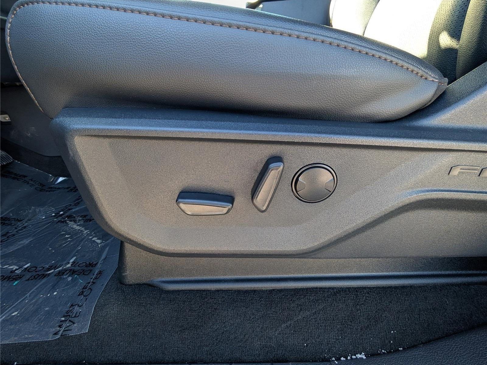 Used 2026 Ford F450 Lariat AWD/4WD image 22