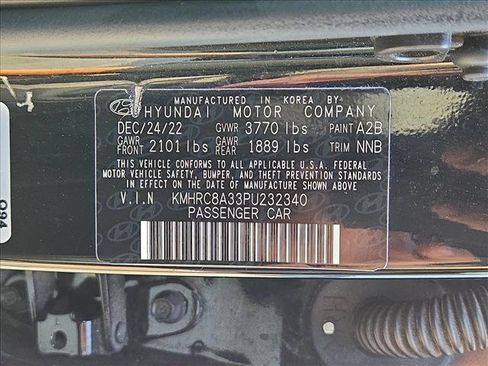 Used 2023 Hyundai Venue SEL FWD image 25