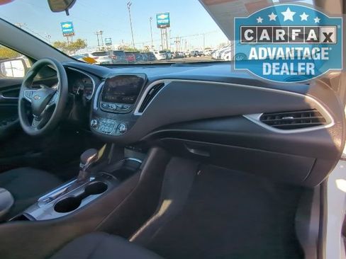 Used 2024 Chevrolet Malibu LT FWD image 21