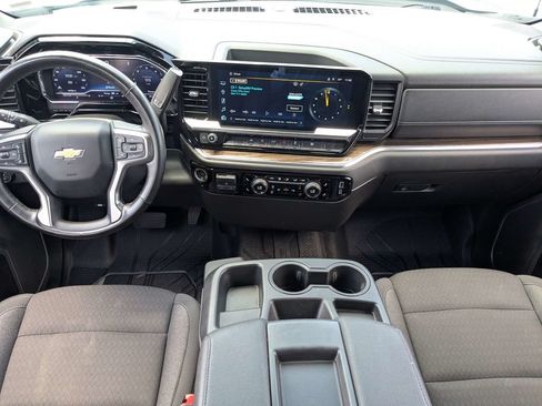 Used 2025 Chevrolet Silverado 1500 LT RWD image 15
