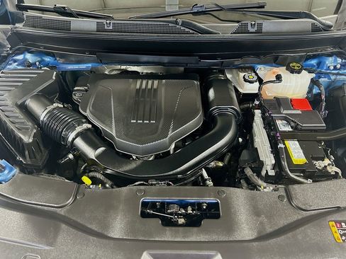 Used 2024 Chevrolet Traverse RS w/ LPO, Floor Liner Package FWD image 29