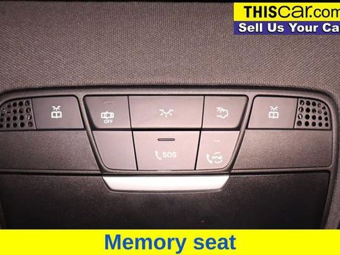 Used 2019 Mercedes-Benz E 300 image 21