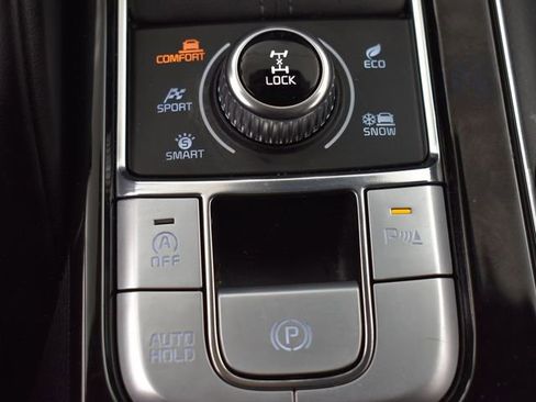 Certified 2025 Kia Telluride S image 23