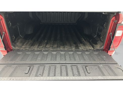 Used 2024 GMC Canyon Elevation w/ Convenience Package AWD/4WD image 12