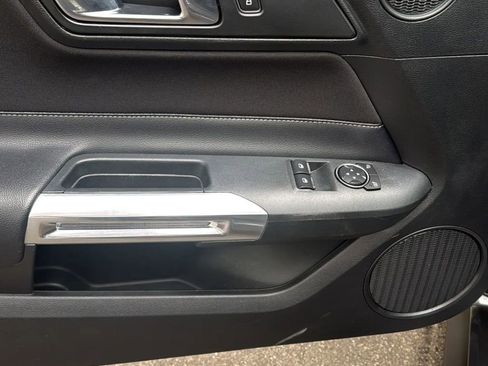 Used 2020 Ford Mustang GT w/ Equipment Group 301A image 12