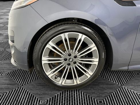 Used 2025 Land Rover Range Rover Sport Dynamic SE image 14