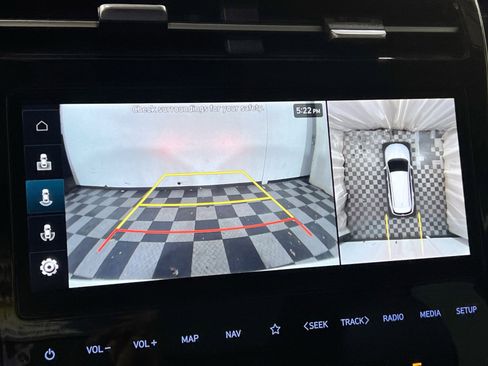 Used 2023 Hyundai Tucson Limited image 29