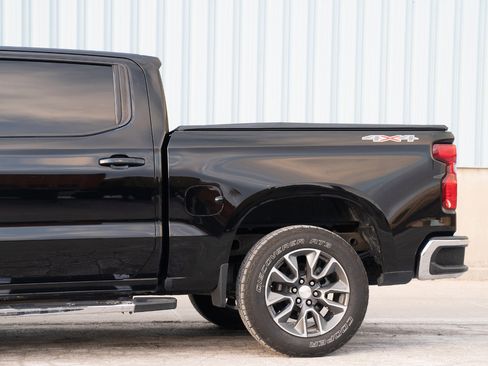 Used 2022 Chevrolet Silverado 1500 LT image 8