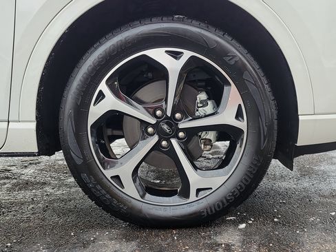 Used 2023 Ford Escape ST-Line Elite image 5