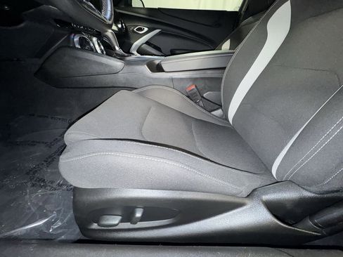 Used 2022 Chevrolet Camaro SS image 17