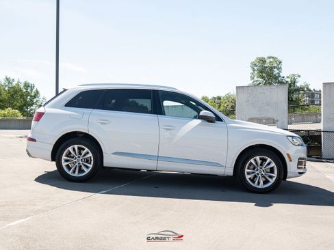 Used 2018 Audi Q7 3.0T Premium Plus w/ Premium Plus Package AWD/4WD image 8