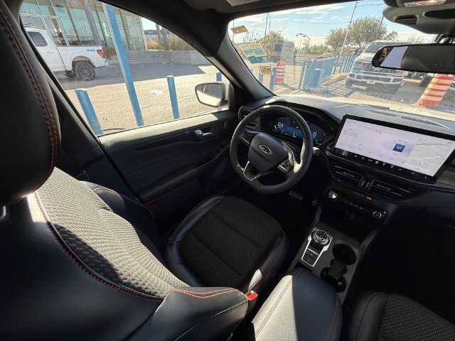 Used 2023 Ford Escape ST-Line Select w/ Tech Pack #2 AWD/4WD image 13