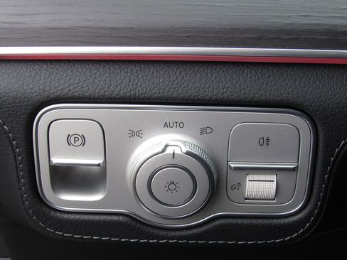 New 2026 Mercedes-Benz GLS 450 GLS 450 image 39