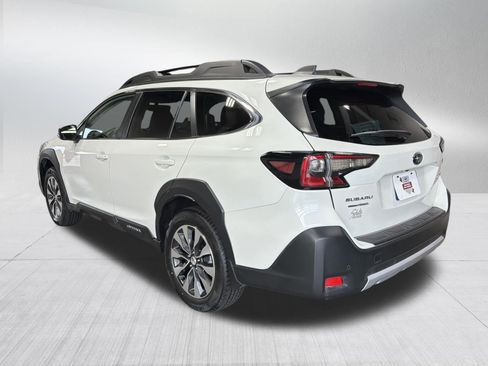 Used 2025 Subaru Outback Limited w/ Popular Package #2 AWD/4WD image 5
