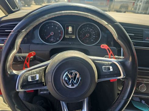 Used 2016 Volkswagen GTI SE w/ Lighting Package (SEL) FWD image 7