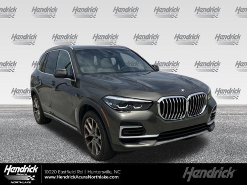 Used 2022 BMW X5 sDrive40i w/ Luxury Seating Package RWD image 1