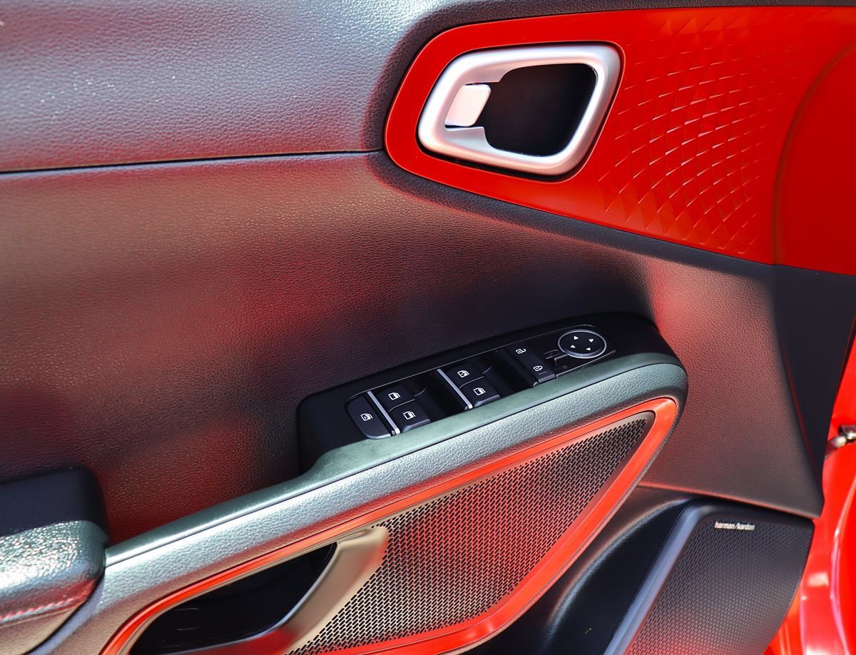 Used 2021 Kia Soul Turbo FWD image 37