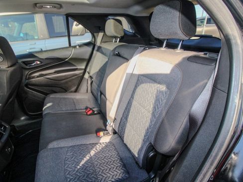 Used 2022 Chevrolet Equinox LT image 9