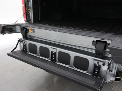 Used 2024 Chevrolet Silverado 3500 High Country w/ High Country Premium Package image 39