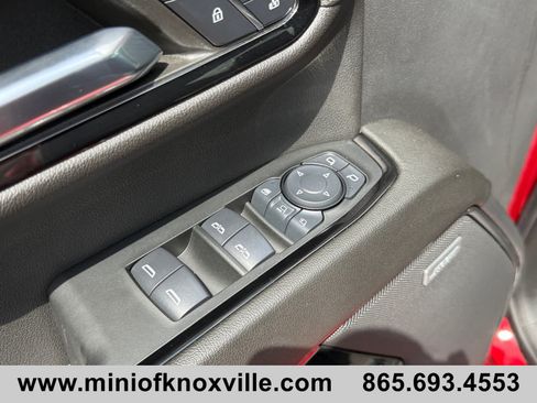 Used 2024 GMC Sierra 2500 AT4 w/ AT4 Premium Plus Package AWD/4WD image 16