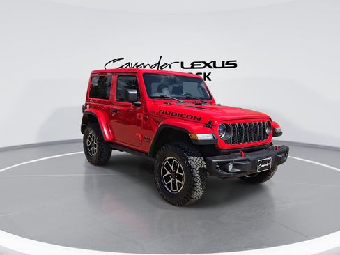 Used 2024 Jeep Wrangler Rubicon AWD/4WD image 2