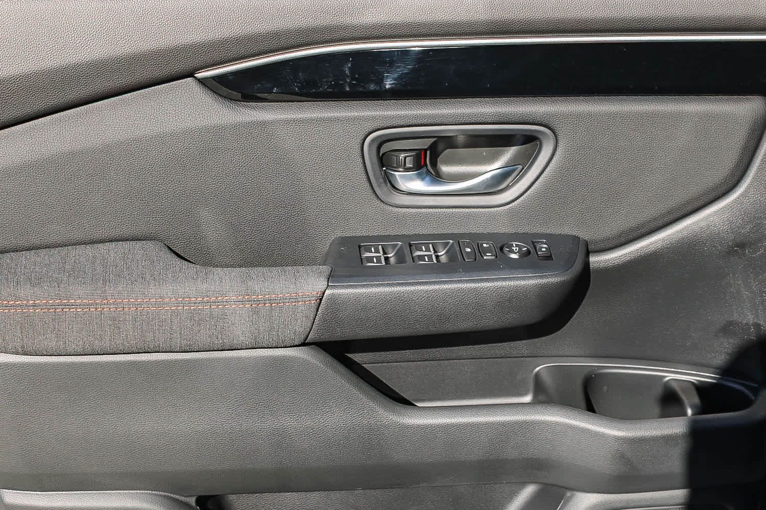 New 2026 Honda Pilot Sport image 11