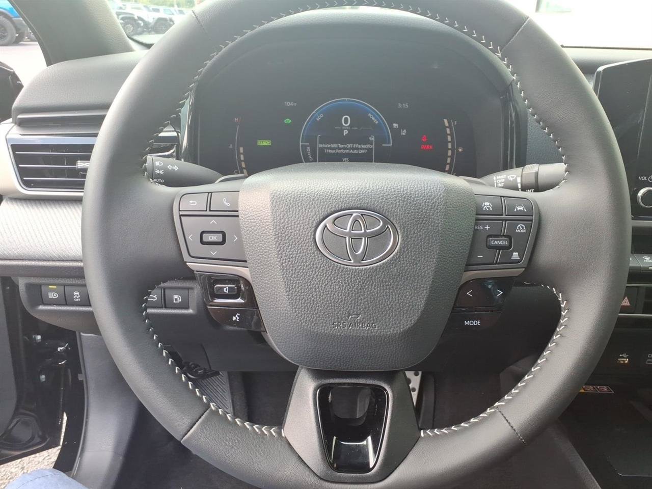 Used 2026 Toyota Camry SE w/ Convenience Package FWD image 8